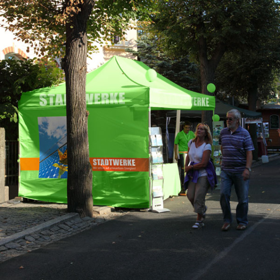 Faltpavillon Select 3 x 4,5 m, Beispiel mit Wänden