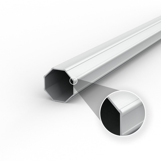 hochwertiges, höchst stabiles Achtkantprofil aus Aluminium  (ø 52 mm/1,5 mm)