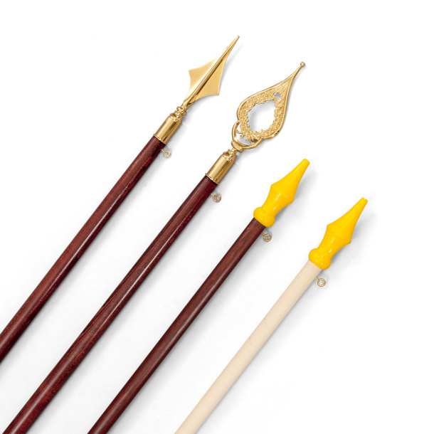 Fahnenstangen in unterschiedlichen Längen und Qualitätsklassen erhältlich