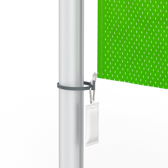 Hissfahne mit Fahnenführungsring und Kletterstoppgewicht