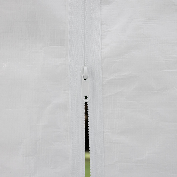 Wand mit Tür / Tür & Fenster: beidseitig bedienbarer Doppelreißverschluss