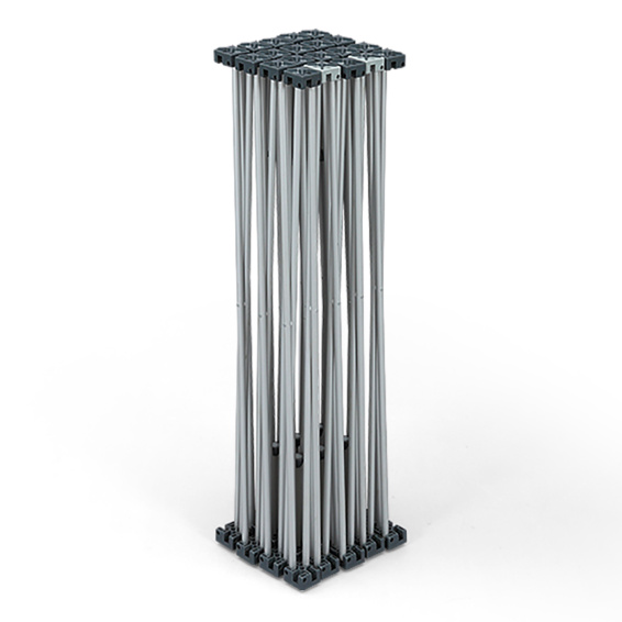 Scherengittersystem 3 x 3 auf kompakte Transportgröße zusammengefaltet