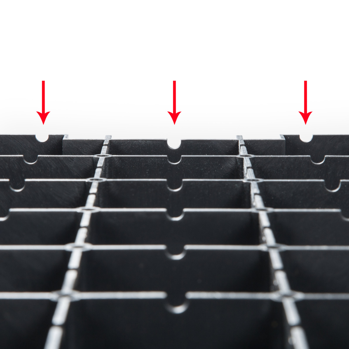 Bodenplatten mit Haken-Laschen-System, Unterseite